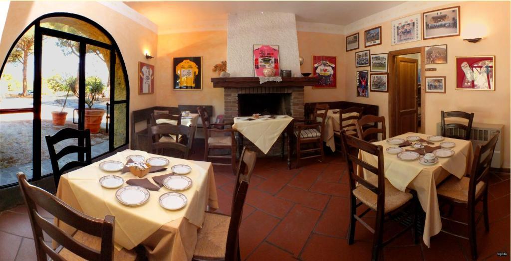 Hotel Bambolo Castagneto Carducci Buitenkant foto