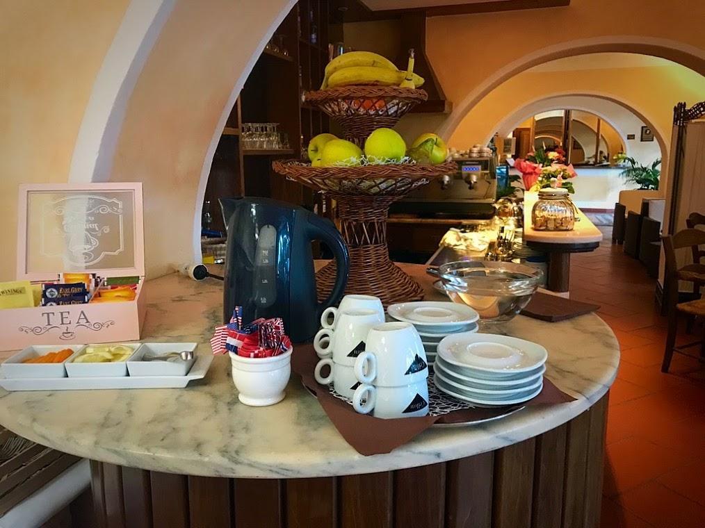 Hotel Bambolo Castagneto Carducci Buitenkant foto