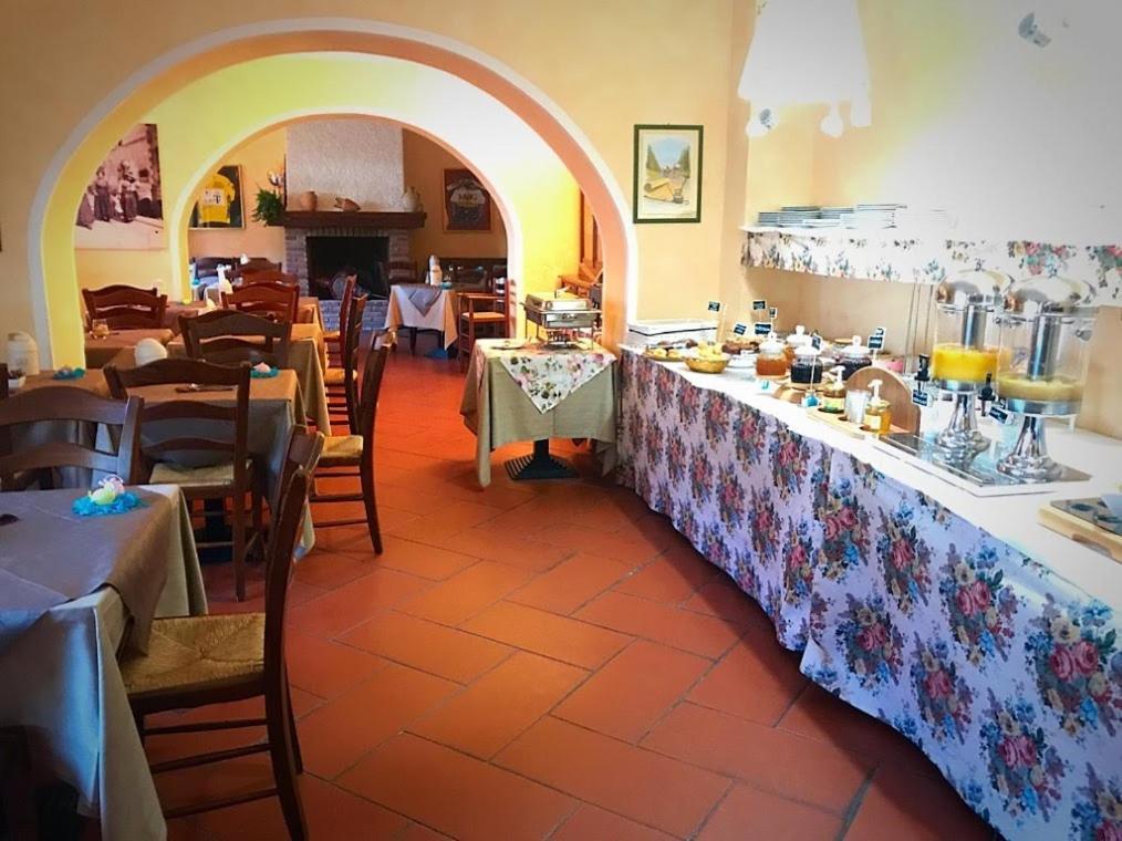 Hotel Bambolo Castagneto Carducci Buitenkant foto